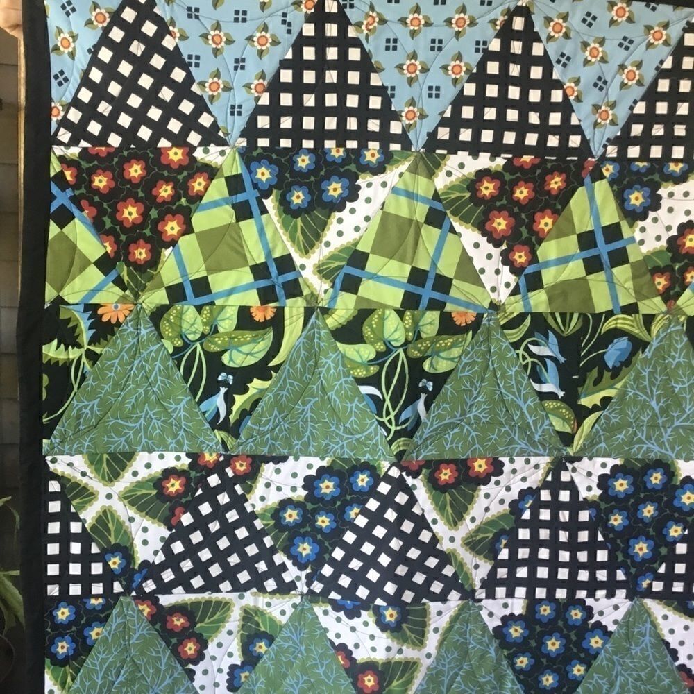 Handmade Lap Quilt Triangles - Picture 3 of 14